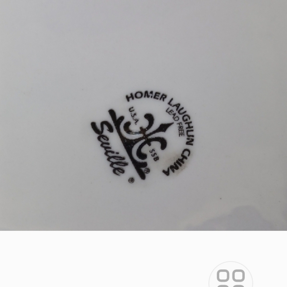 Homer Laughlin White Dinner Plates with Silver Rim - Picture 2 of 3